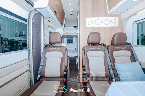 上汽MAXUS房車(chē)亮相成都車(chē)展與成都房車(chē)博覽會(huì)