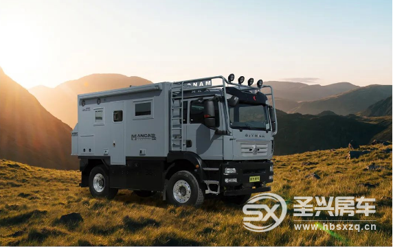 汕德卡底盤打造升降床房車，兩張床位，空間寬敞！-2.png