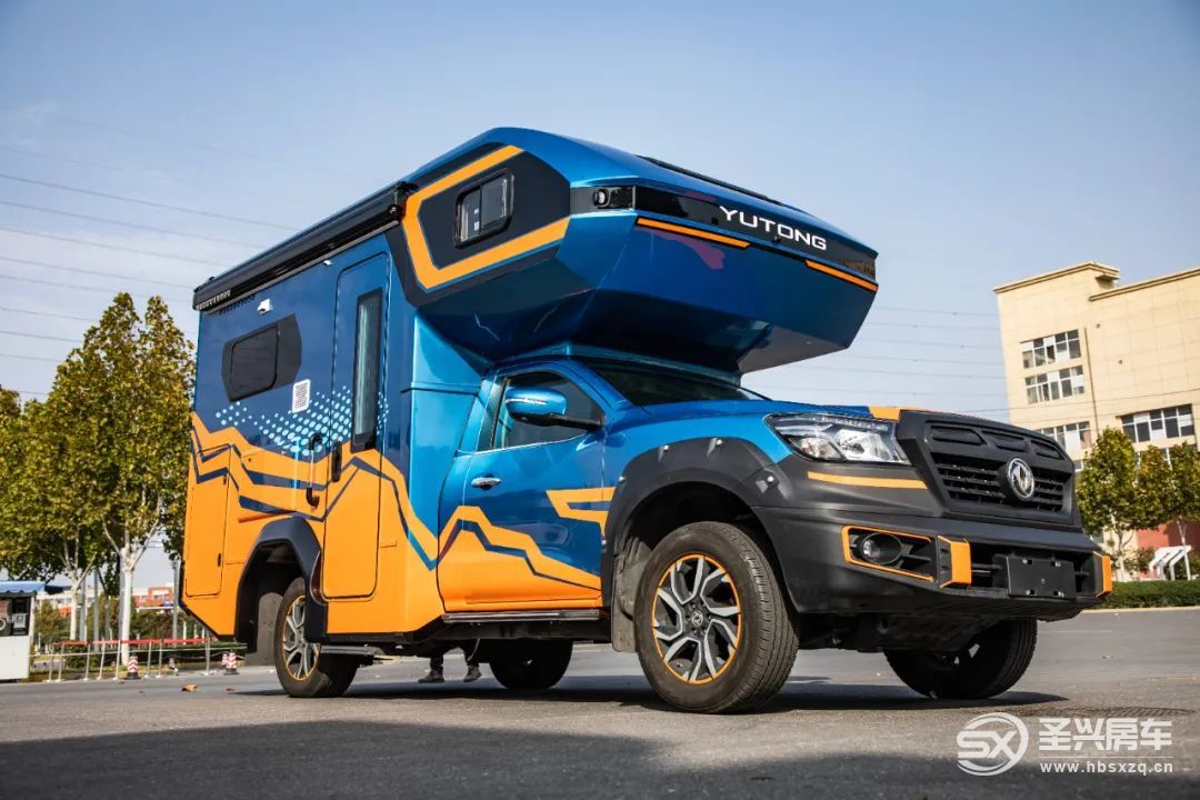 野性十足，四驅(qū)還帶差速鎖，宇通全新皮卡房車來襲，開啟你的探險(xiǎn)之旅-2.jpg