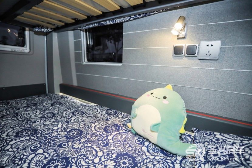 48V電路系統(tǒng)，獨(dú)立續(xù)航可維持3天，宇通全新B311豪享版房車等你來發(fā)現(xiàn)！get?code=YjkyYmZiZDZmNTE0ZjFiM2RhZmQxOWJjY2NlZjdkNWUsMTY2NzAzNjIzMjg2OA==