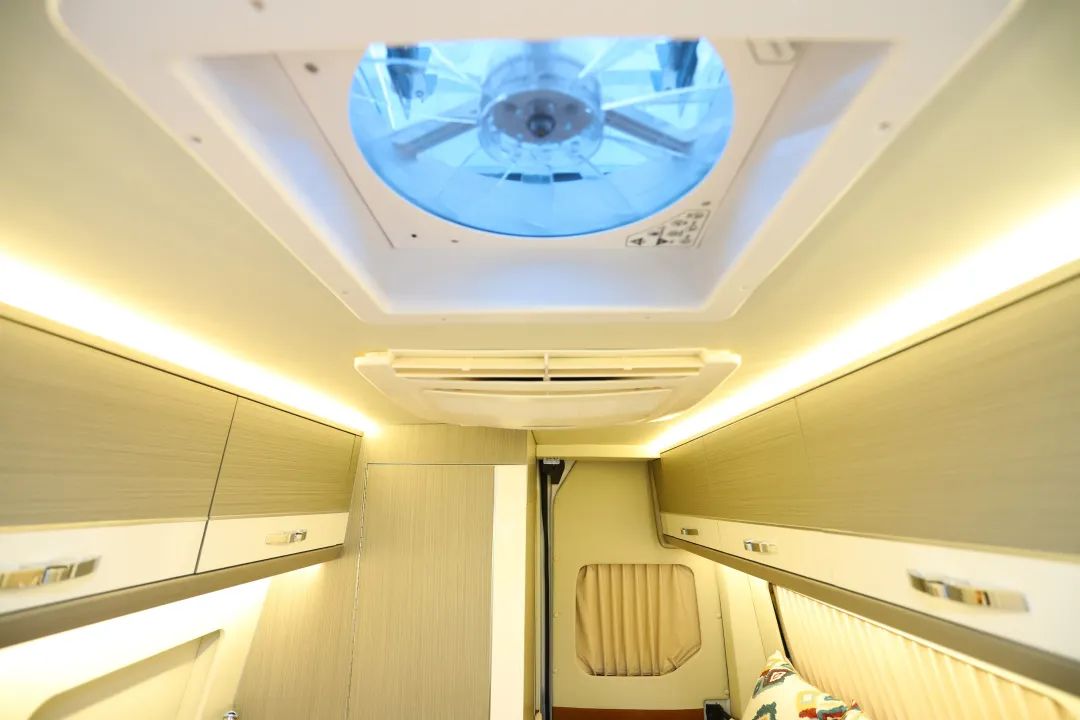 用福特T6底盤打造的小房車長什么樣？動力強、配置高，主打一個性價比-15.jpg